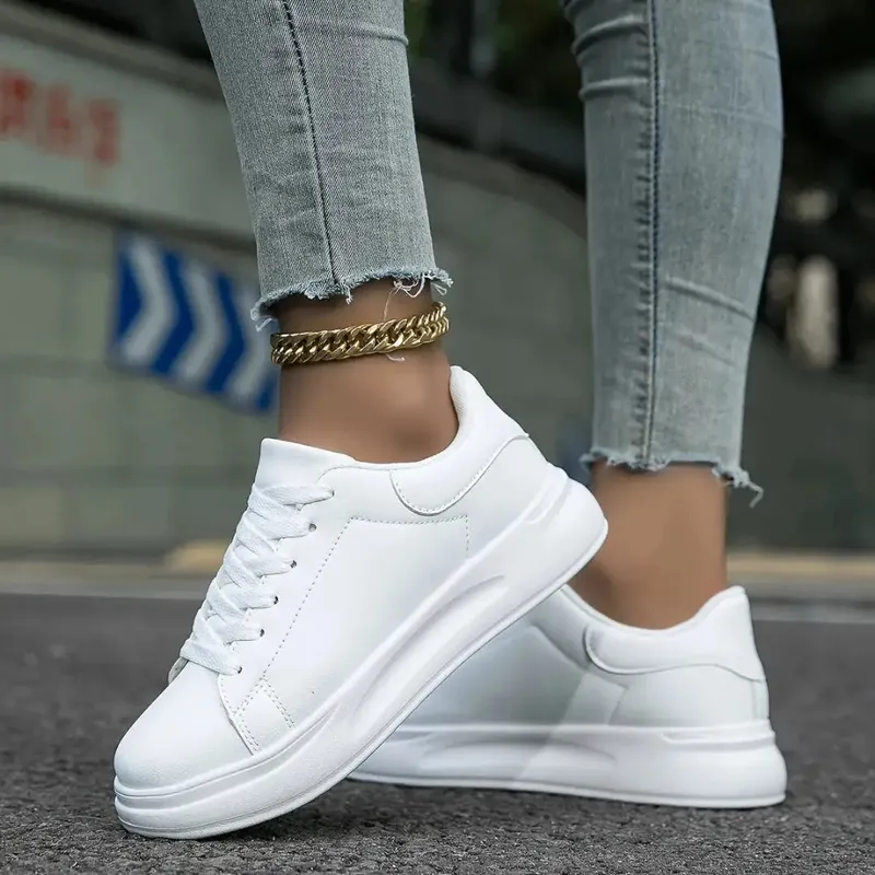 Ariana Low Top Platform Sneakers For