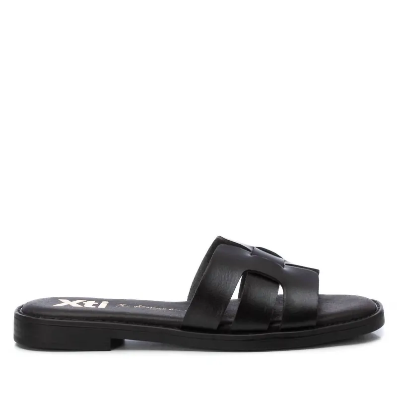 Black Flat Sandals