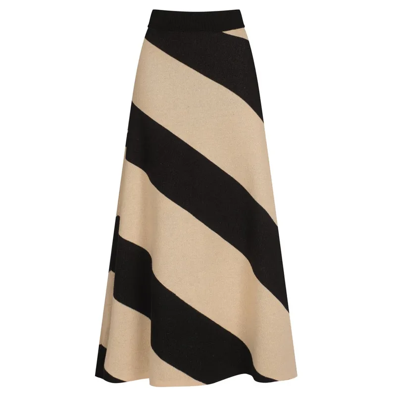 Black Jacquard Knit Skirt
