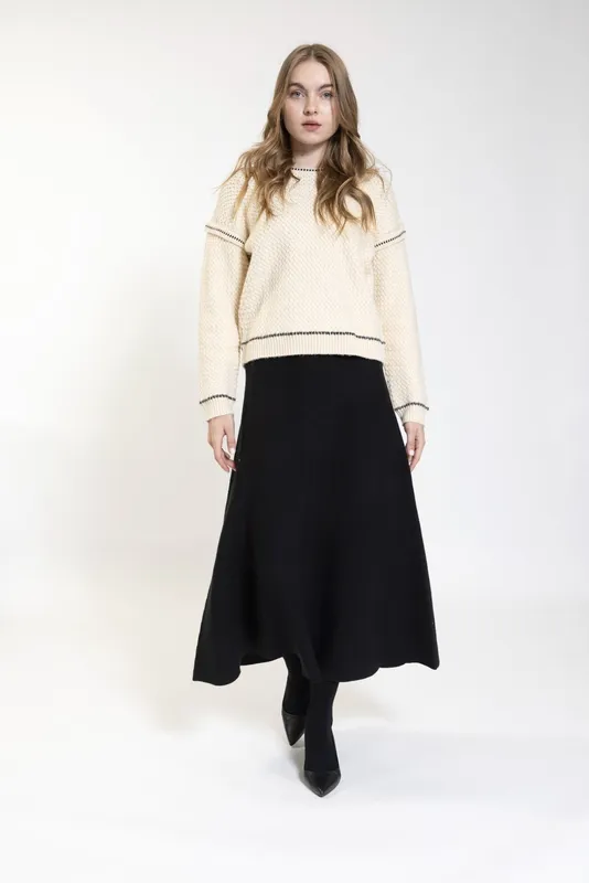 Cream Textured Knit Top With Black Stitching