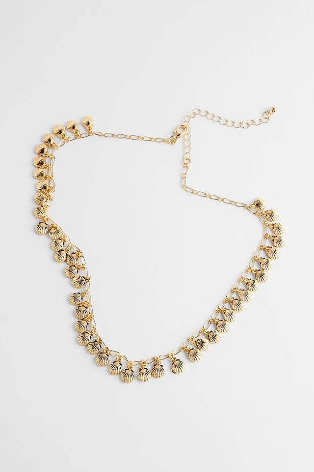 Delicate Shell Choker Necklace