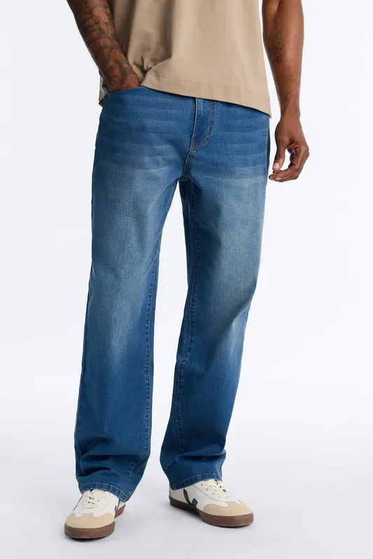Everyday Straight Clean Jean Dark Wash