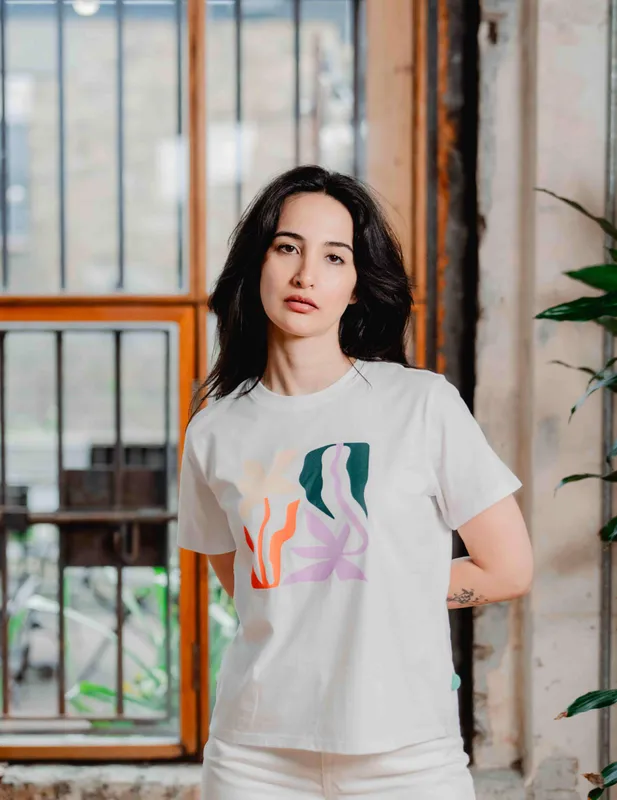 Fresh Fitted Tee Bloom