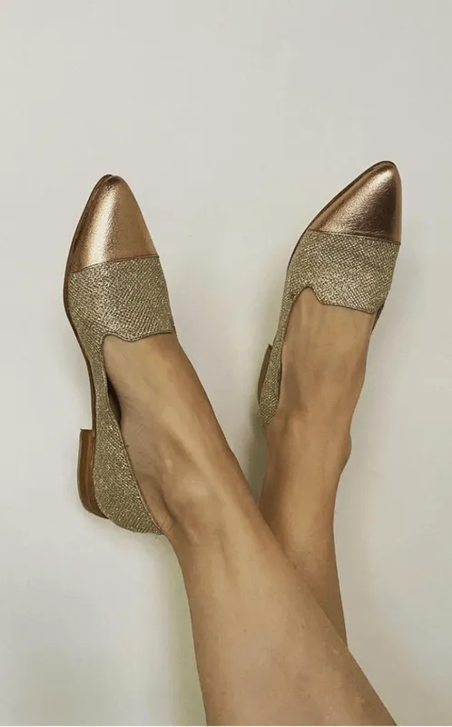 Gold Metallic Scalloped Glitter Pointed Toe Loafers