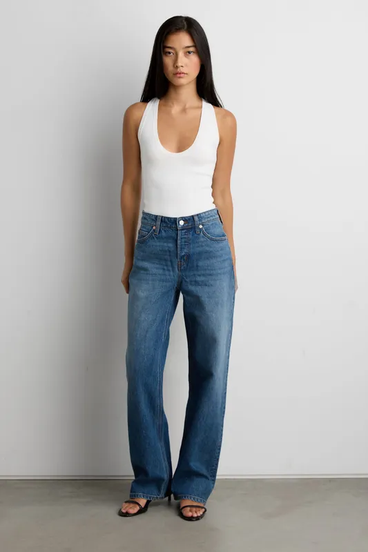 Mid-rise Straight Leg Jean