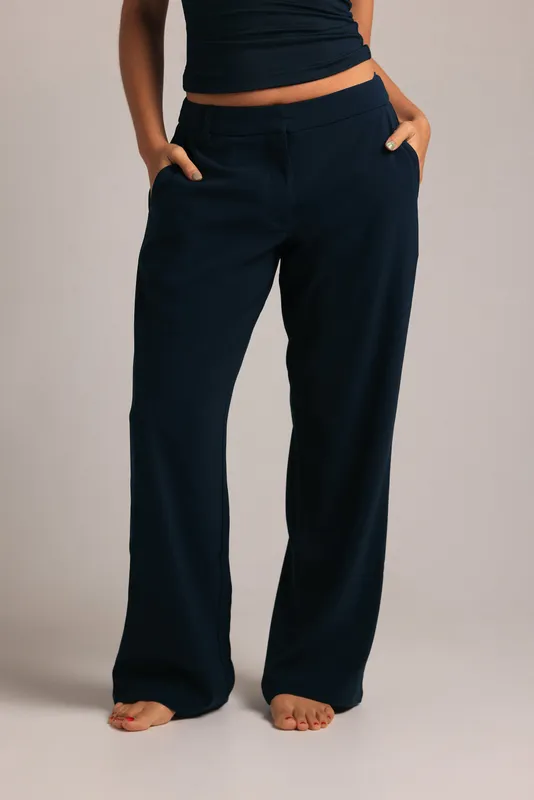Modern Straight-leg Trousers