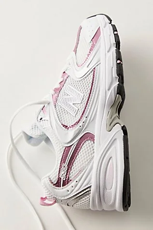 New Balance 530 Sneakers