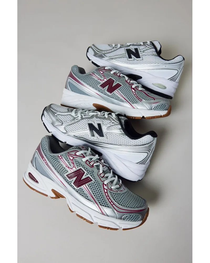 New Balance 740 Sneakers