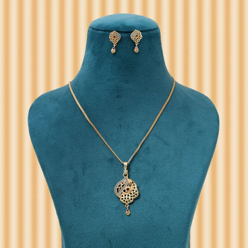 Polished Gold Molten Necklace