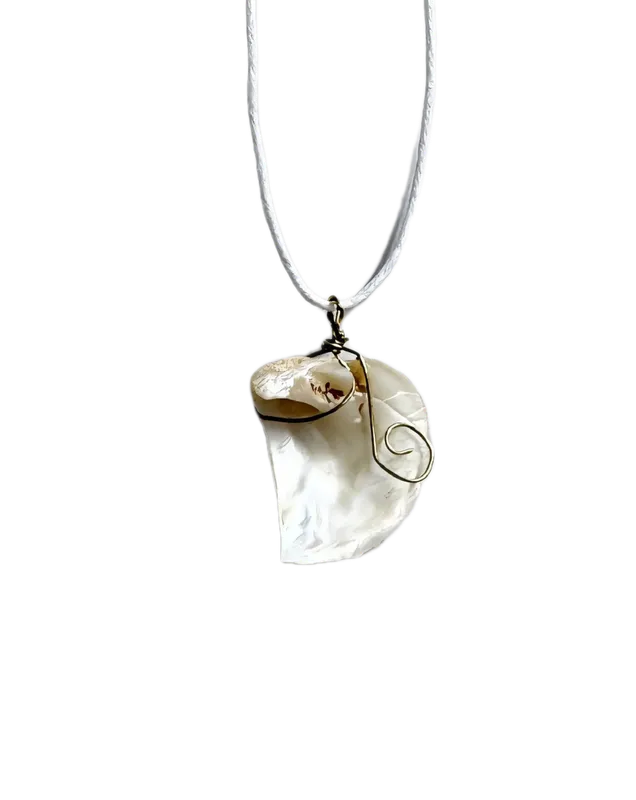 Shell Necklace Minimal Coastal Jewelry Delicate