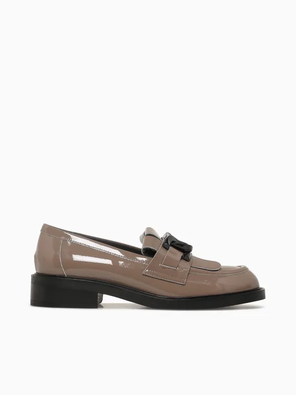 Taupe Vernice Loafers