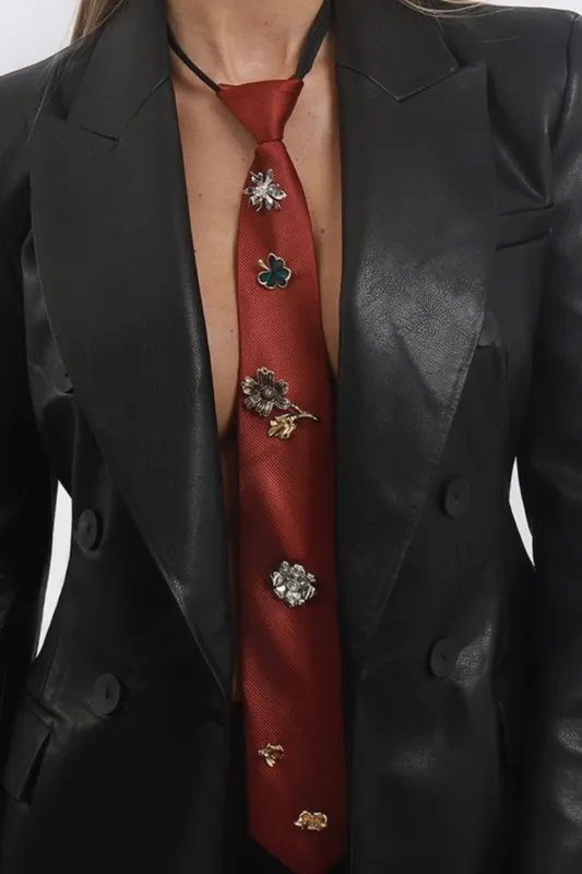 Tie Necklace