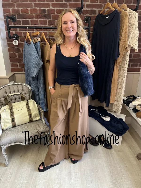 Wide Leg Belted Trousers