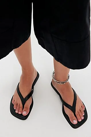Vagabond Izzy Thong Sandals